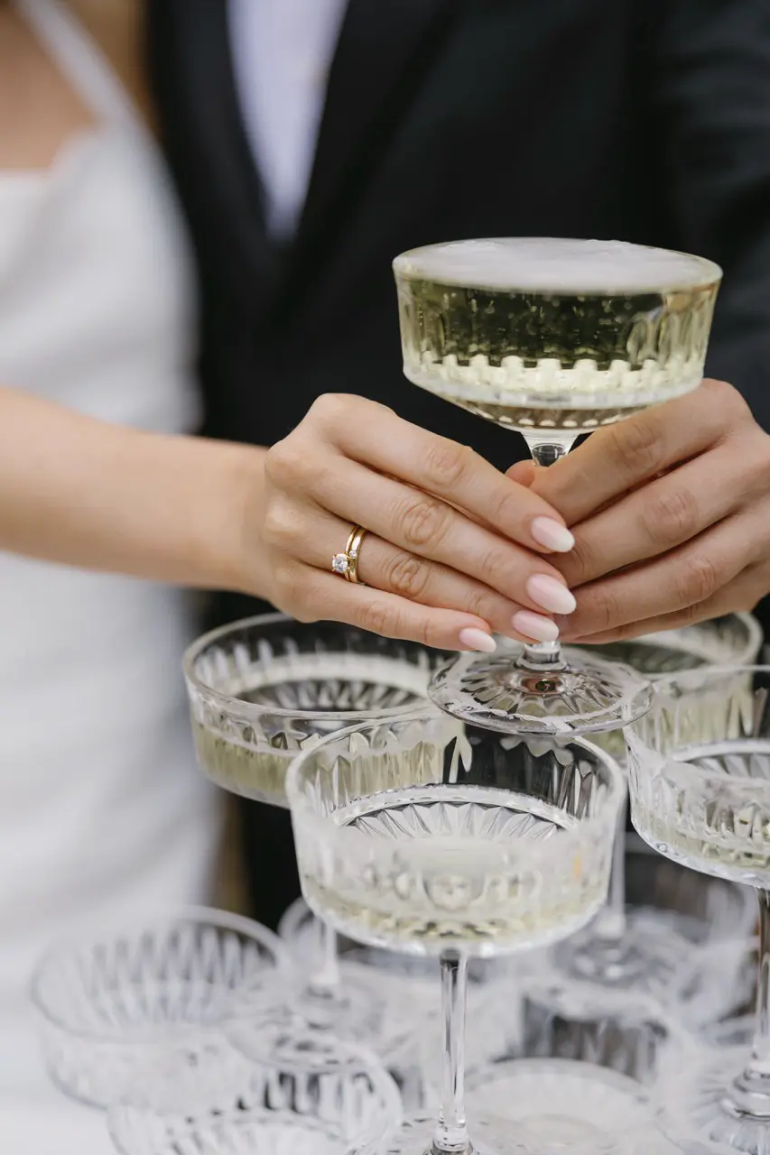 champagne tower mallorca wedding